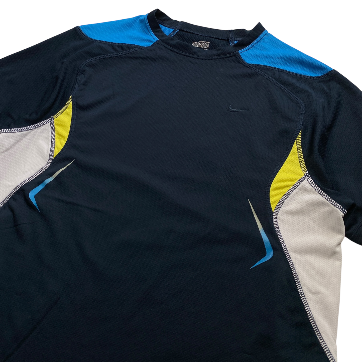 2007 NIKE TONAL PANELLED TEE (M)
