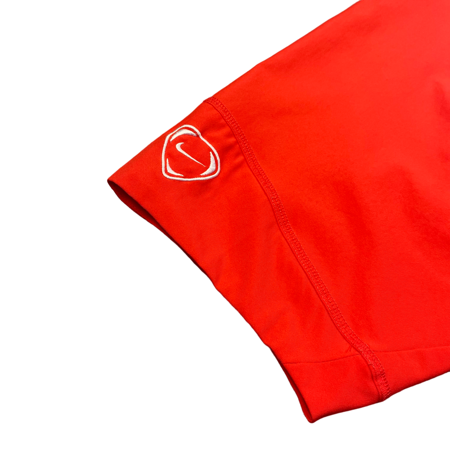 2004 NIKE TOTAL 90 ASYMMETRIC PANELLED RED TEE (L)