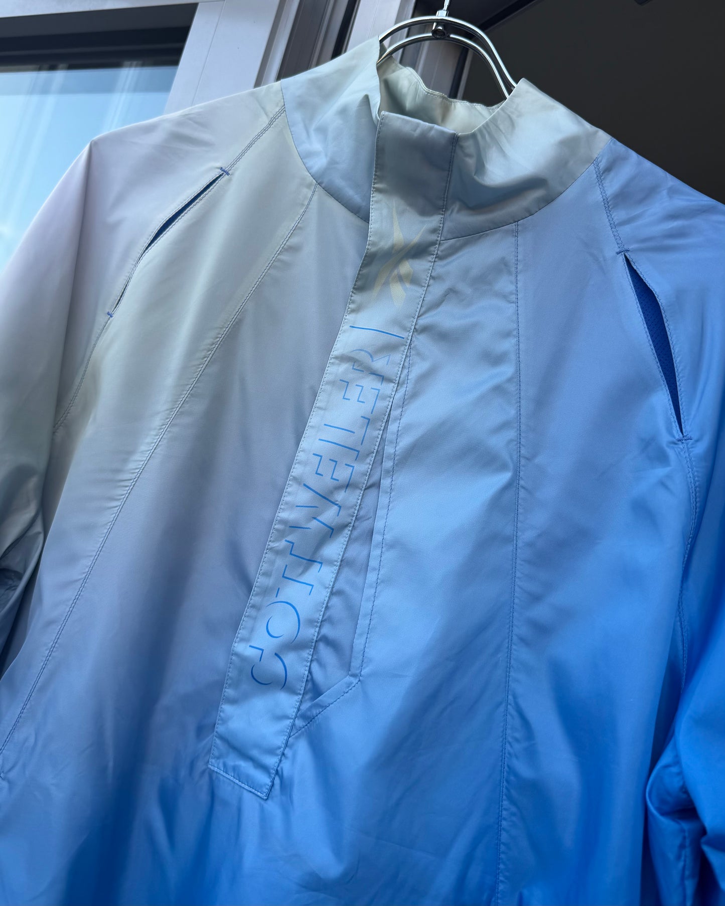 Cottweiler x Reebok Sliced Lightweight Gradient Jacket (M)