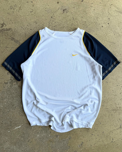2000’s Nike Sports Panelled Tee (M)