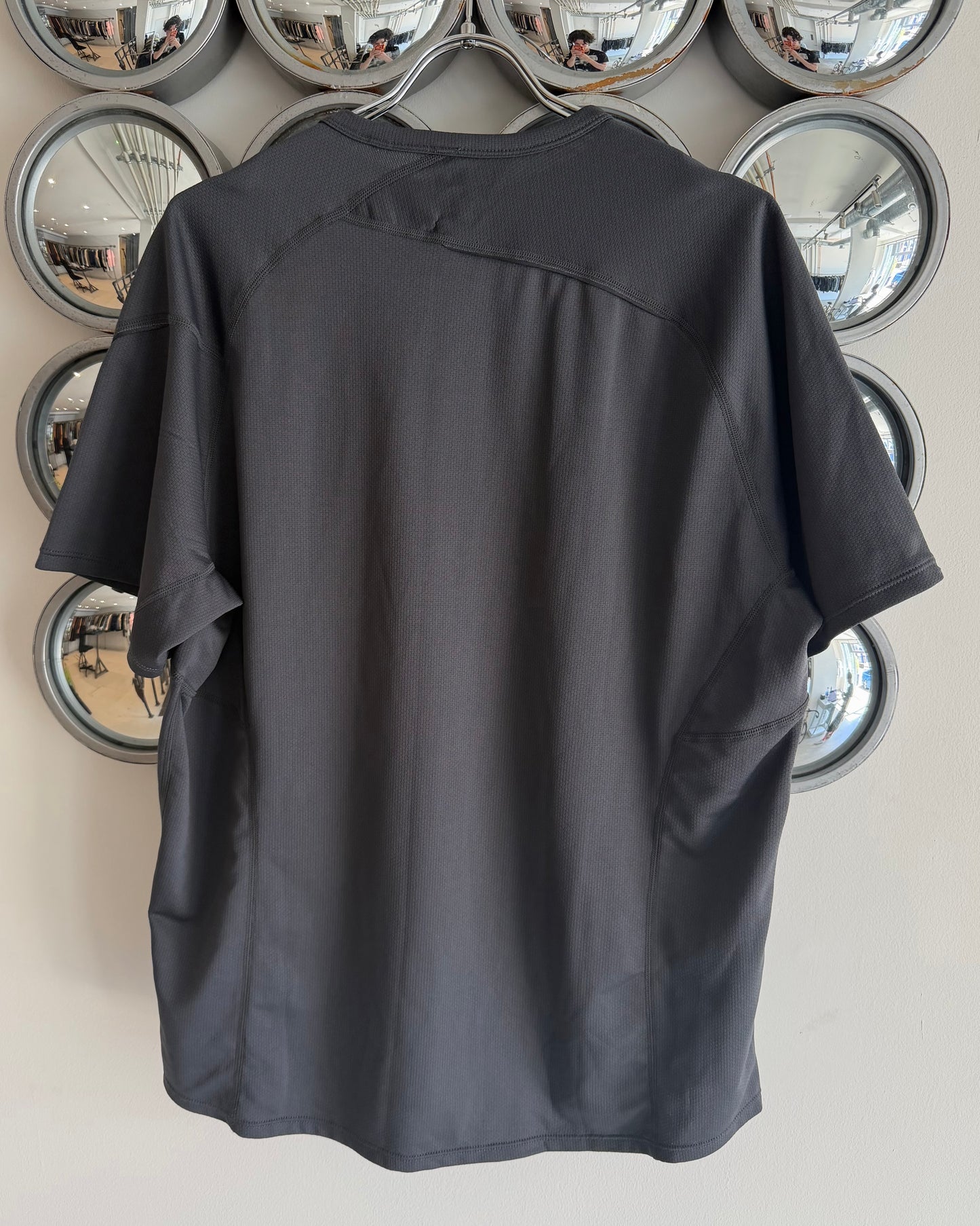 2008 Nike Split-Panel Tee (L)