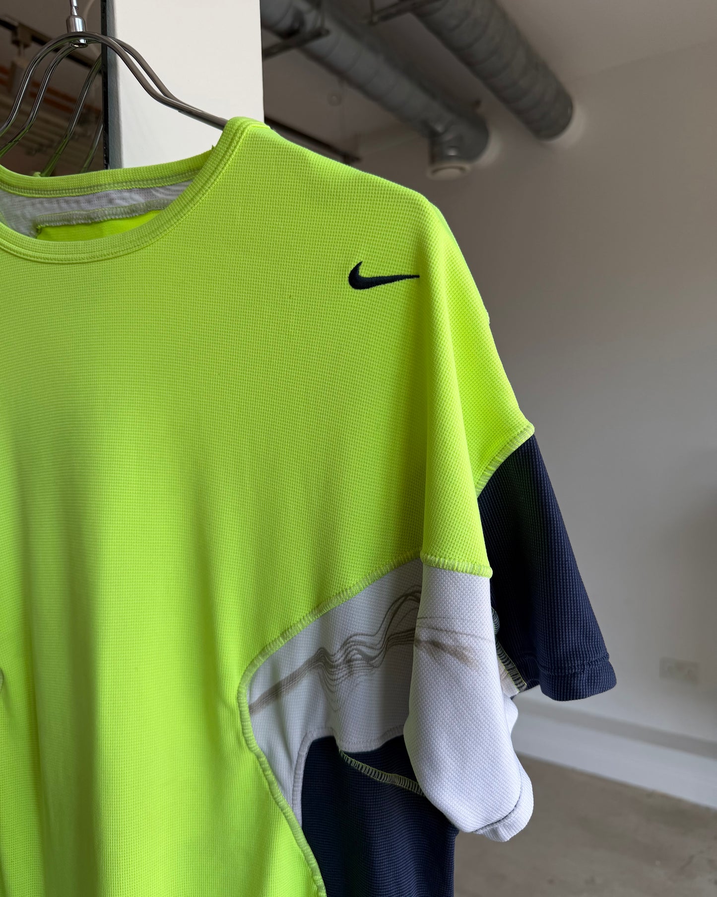 2006 Nike Panelled Sport Tee (L)