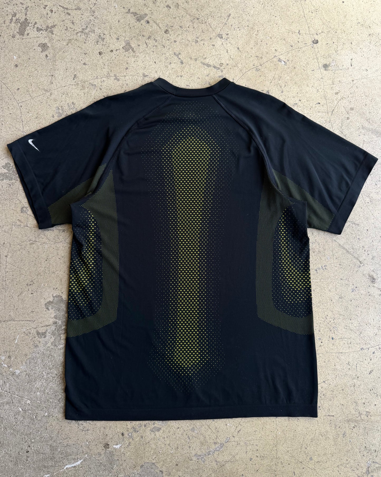 2007 Nike Sport-Knit Tee (L)