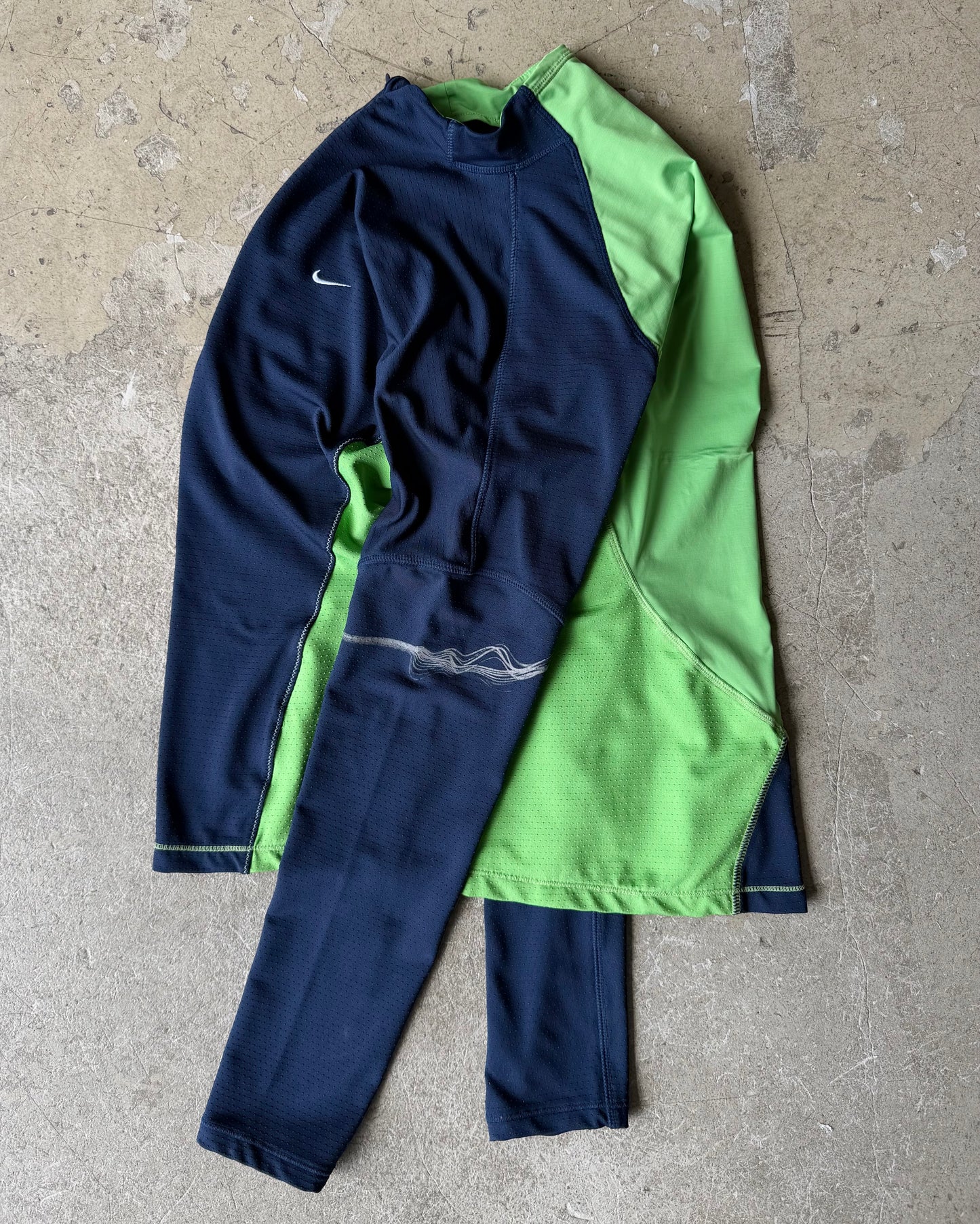 Early 2000’s Nike Panelled Half-Zip Top (S)